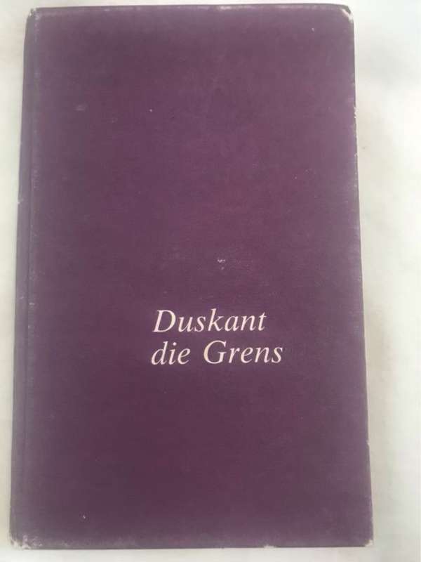 Duskant die Grens - Marilee McCallaghan