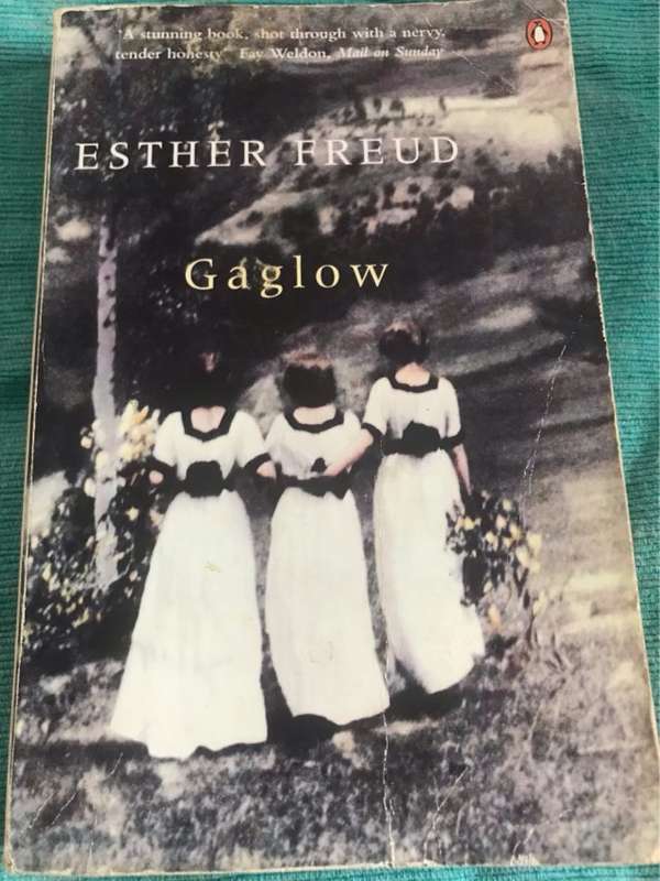 Gaglow - Esther Freud