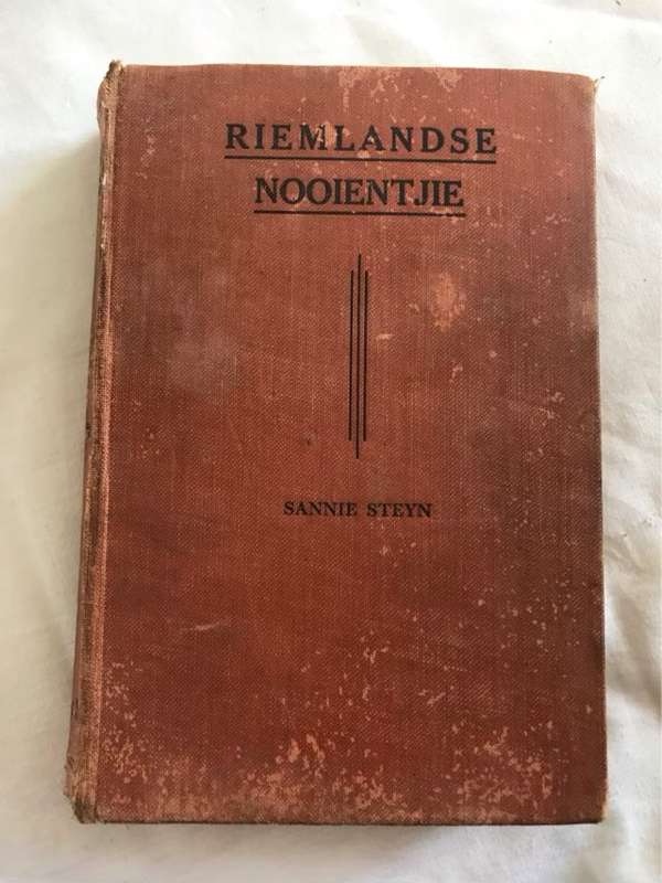 Riemlandse Nooientjie - Sannie Steyn