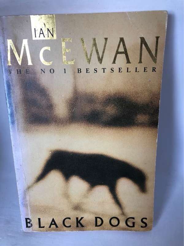 Black Dogs - Ian McEwan