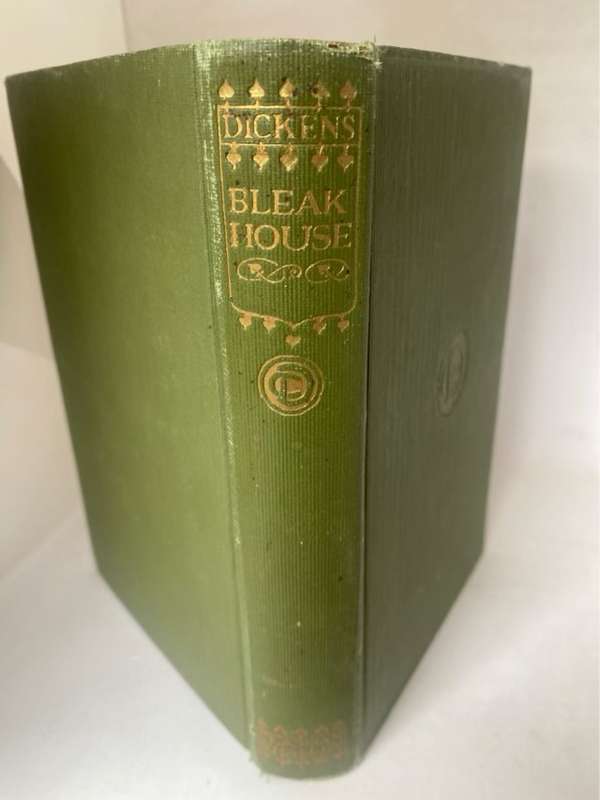 Bleak House - Charles Dickens
