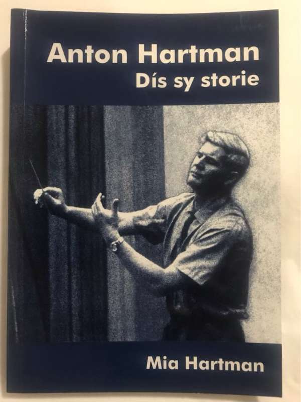 Anton Hartman, Dis Sy Storie - Mia Hartman
