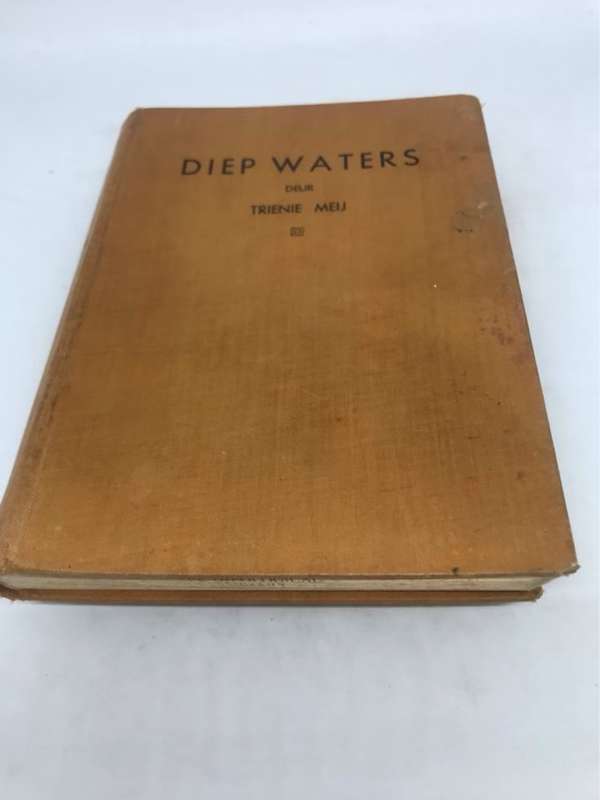 Diep Waters - Trienie Meij