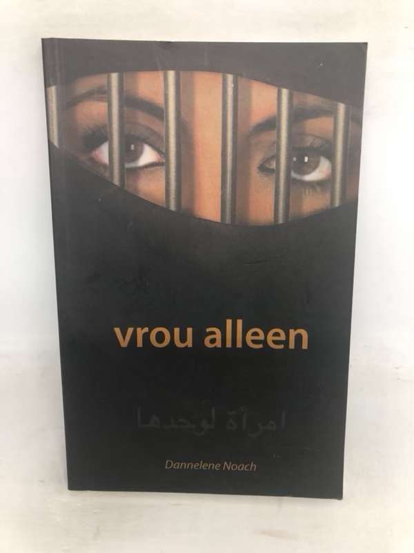 Vrou aleen - Dannelene Noach