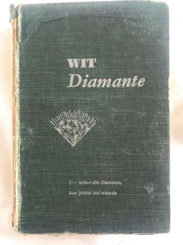 CHECK Wit Diamante - Die Sondagskool-Boekhandel