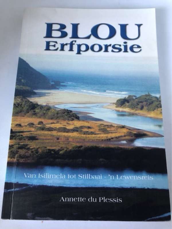 Blou Erfporsie *Signed* - Annette Du Plessis