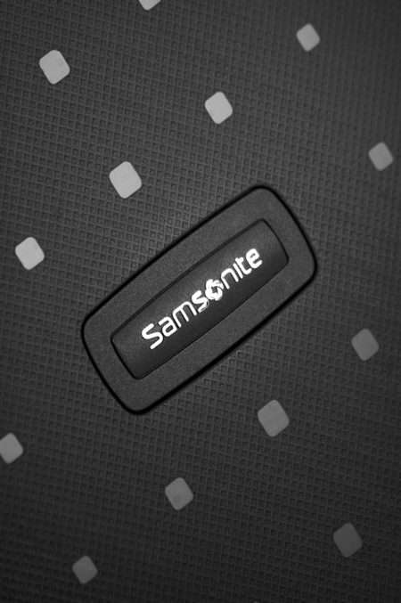 SAMSONITE SCURE SPINNER 69CM -BLACK