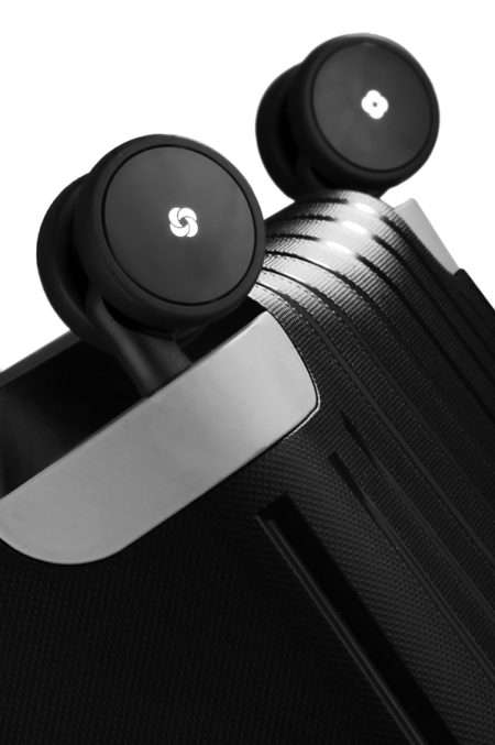 SAMSONITE SCURE SPINNER 69CM -BLACK