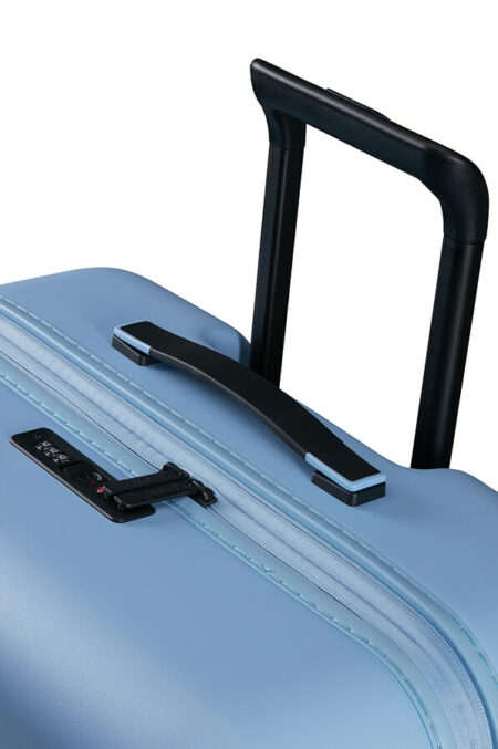 American Tourister Novastream Spinner TSA Expandable 77cm-Pastel Blue