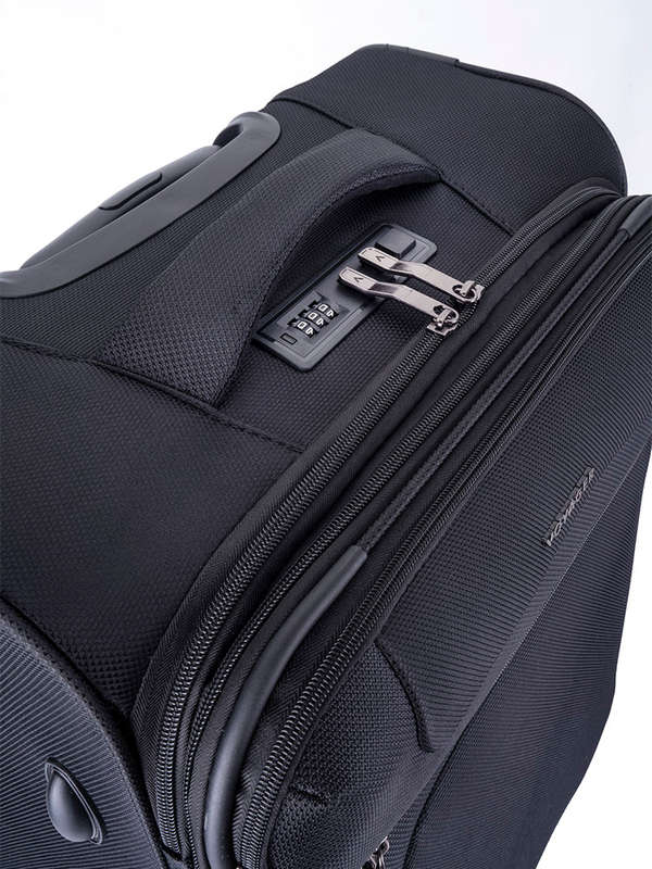 Voyager Istria Medium 4 Wheel Trolley Case -Black