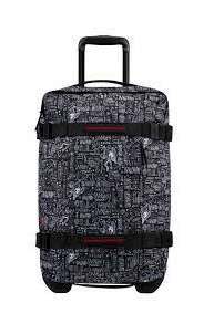 Urban Track Disney Duffle with Wheels Marvel