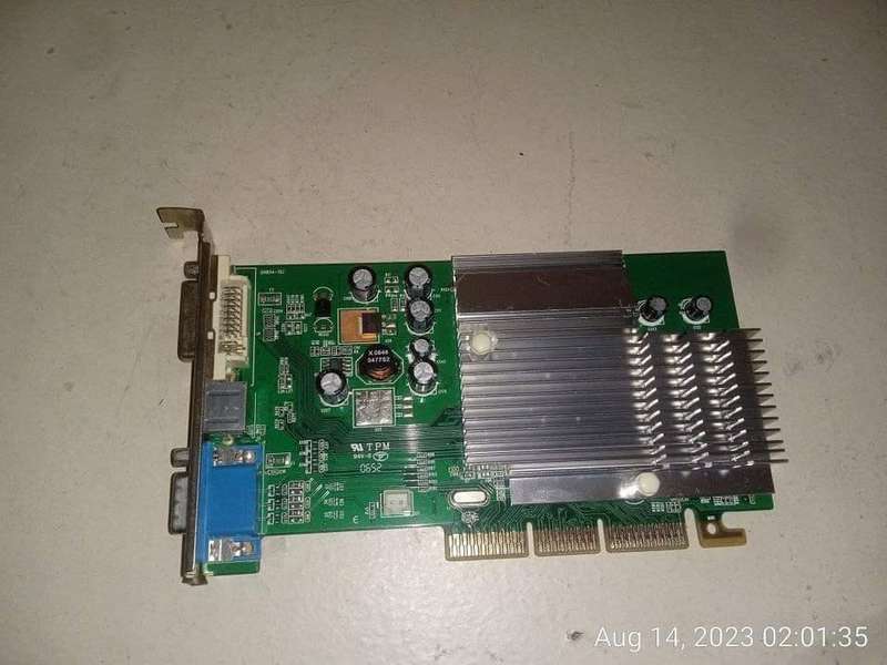 Graphic Card MSI NVIDIA GEFORCE FX5500 256MB DDR SDRAM AGP 128-bit