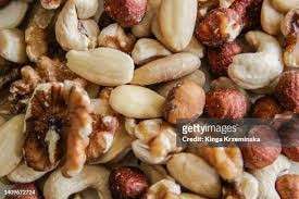 Mixed Nuts with Peanuts Tub (150g)