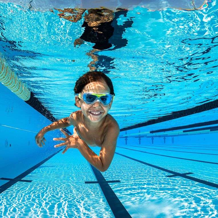 Aquasphere Vista Junior - Blue Tinted Lens - Transparent/Green Swim Mask