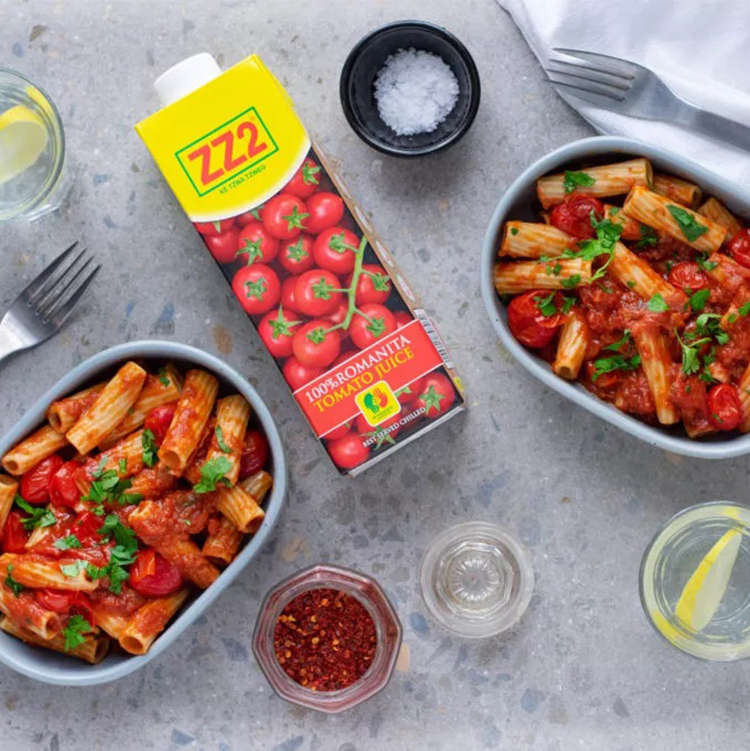 100% ZZ2 Tomato Juice 330ml