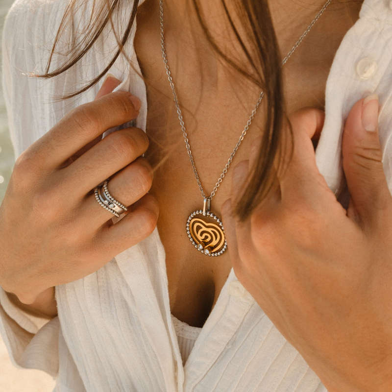 Amen Jewels Women's Necklace (AL-NSOKLSYC)