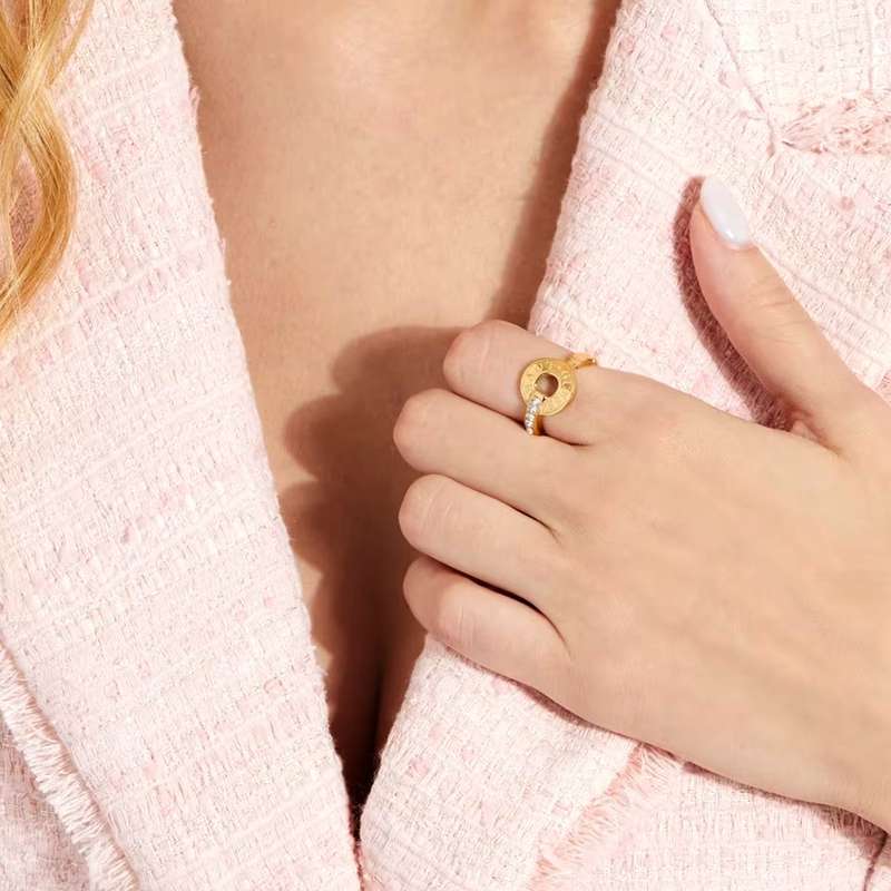 Guess Jewels Women's Ring (jubr04079jwyg56)