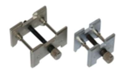 Coppia portamovimenti in metallo - Pair of metal holders for watch movements (RR11057)