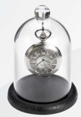 Espositore per orologi da tasca con campana in plexiglass e base in legno / Pocket watches displa...