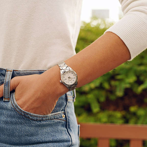Seiko Women's Watch (sur465p1)