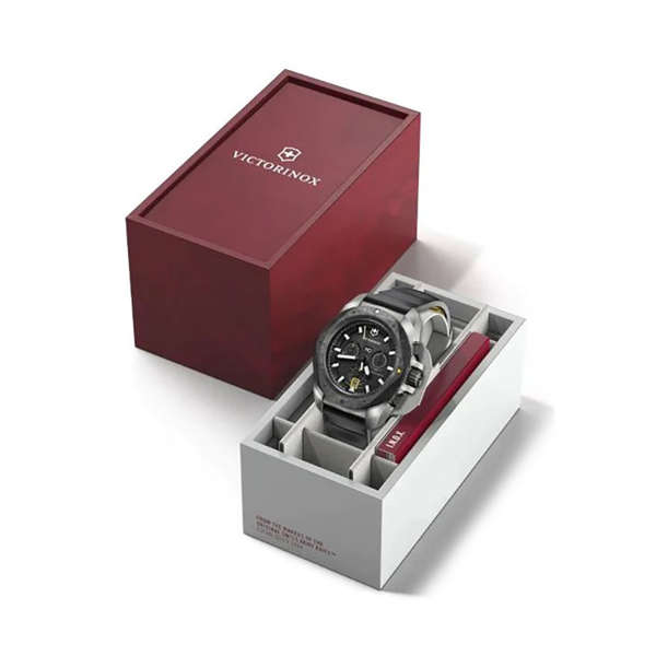 Victorinox Men's Watch (V242011)