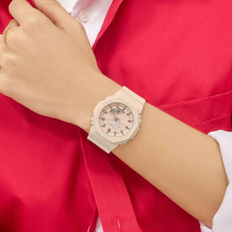 Casio G-shock Watch gma-p2100m-4aer (gma-p2100m-4aer) Women's Watch