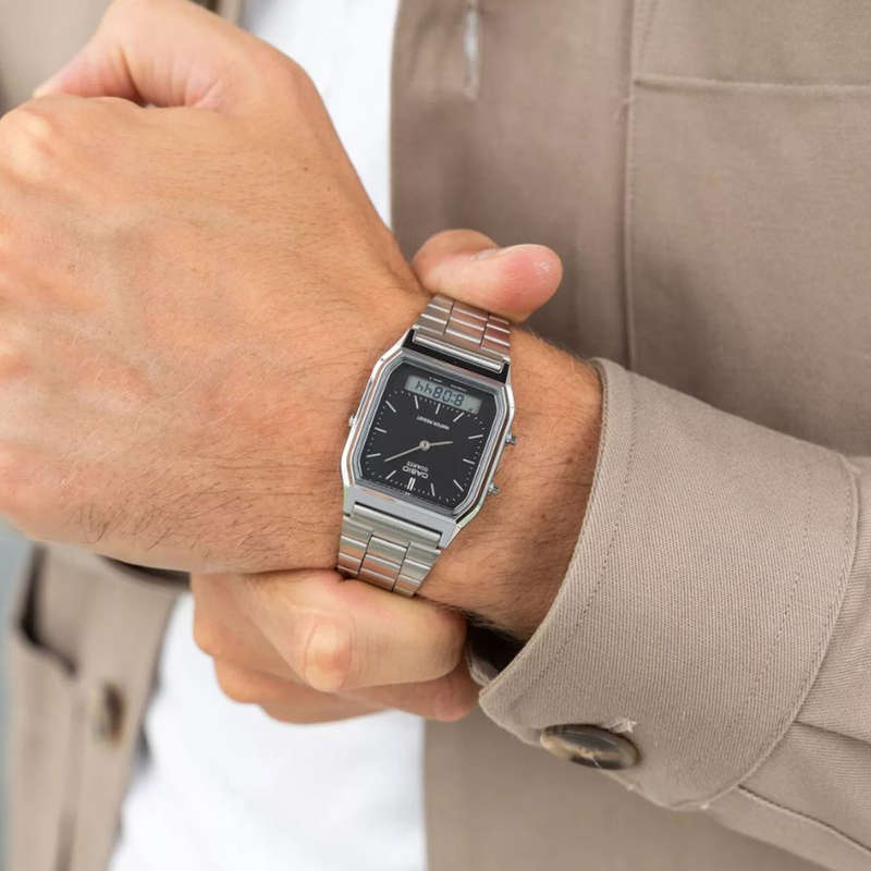 CASIO VINTAGE EDGY COLLECTION SUNRAY DIAL - BLACK (AQ-230A-1DMQYES)