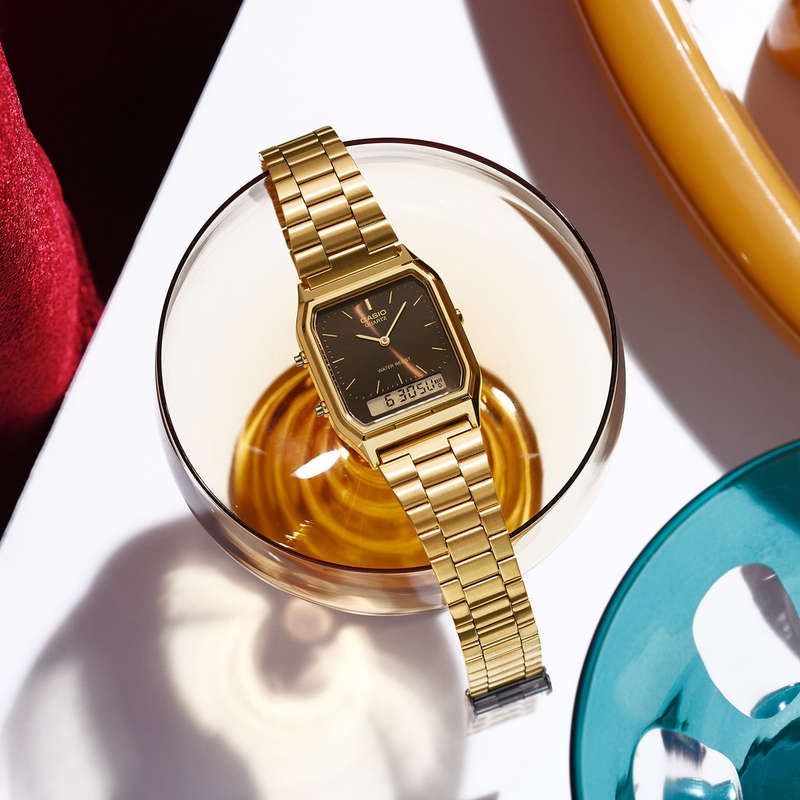 CASIO VINTAGE EDGY COLLECTION SUNRAY DIAL, GOLD - BLACK (AQ-230GA-5AMQYES)