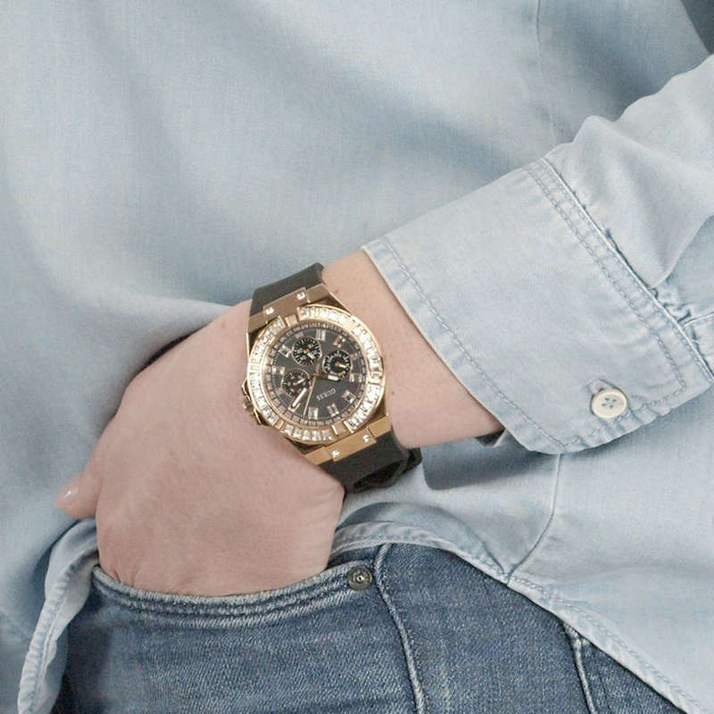 GUESS VENUS (GW0118L2)