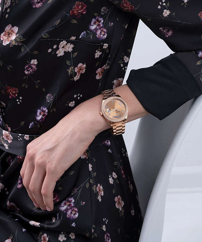 Guess Women's Watch (gw0307l3)