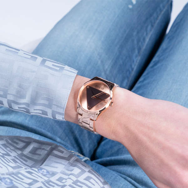 GUESS EMBLEM (GW0485L2)