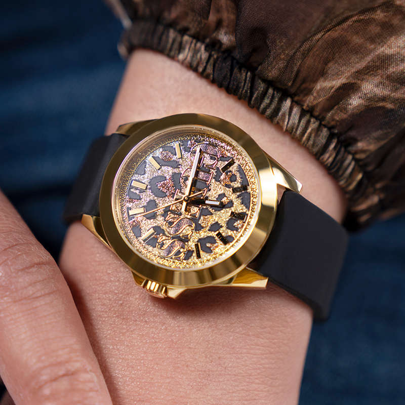 Guess Women's Watch (gw0749l2)