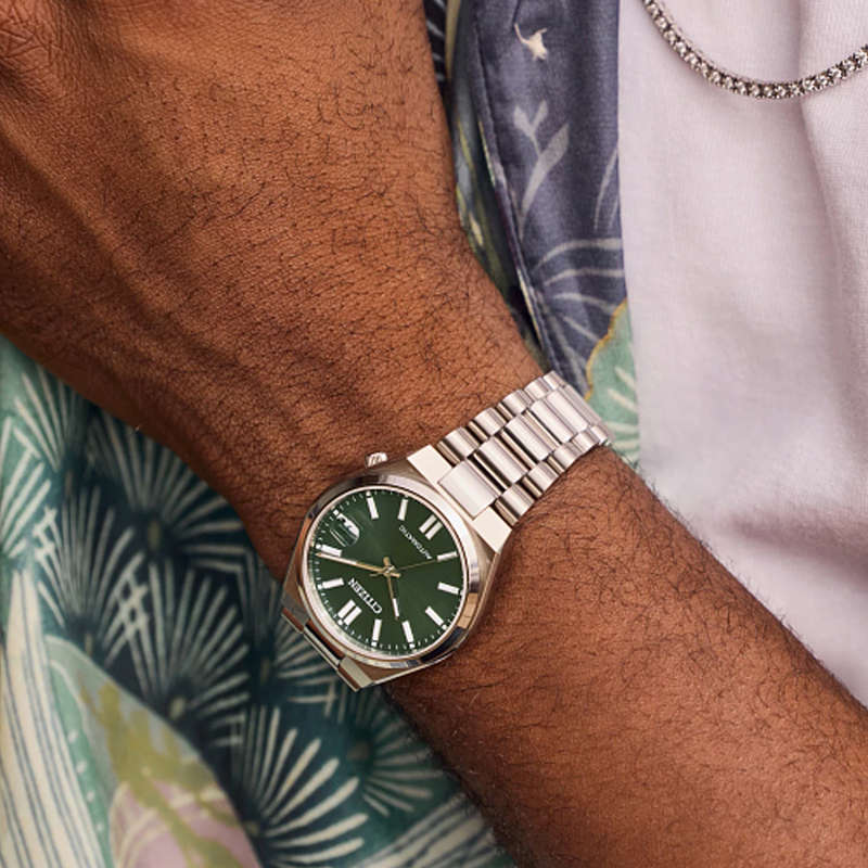 Citizen Men's Watch (nj0200-50x)