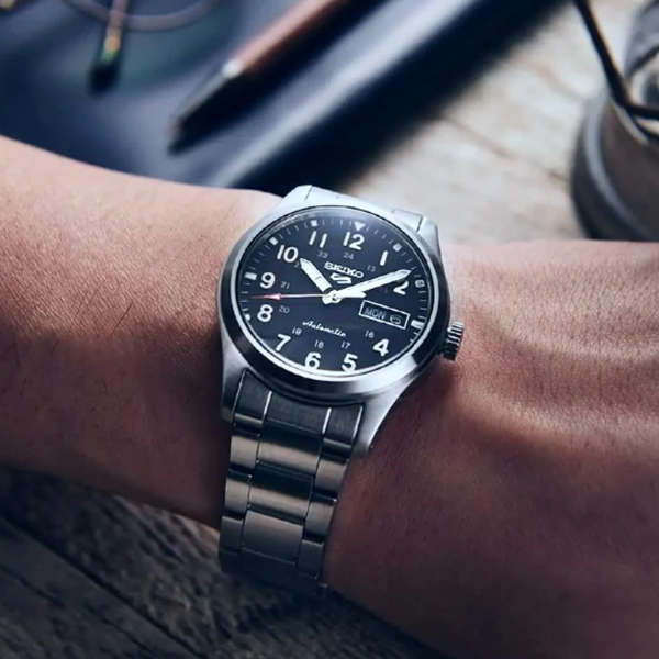 SEIKO 5 SPORTS AUTOMATIC DAY & DATE - BLUE (SRPK29K1)