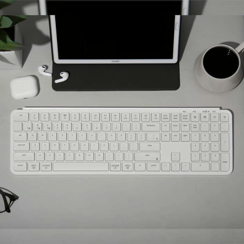 Keychron B6 Pro Ultra-Slim 100% Wireless Keyboard  Ivory White