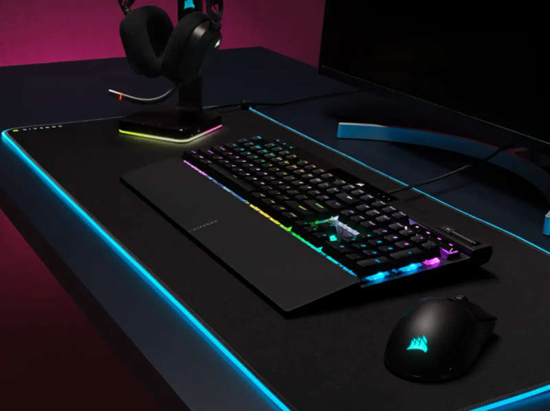 Corsair K70 RGB Pro Mechanical Gaming Keyboard Cherry MX Speed