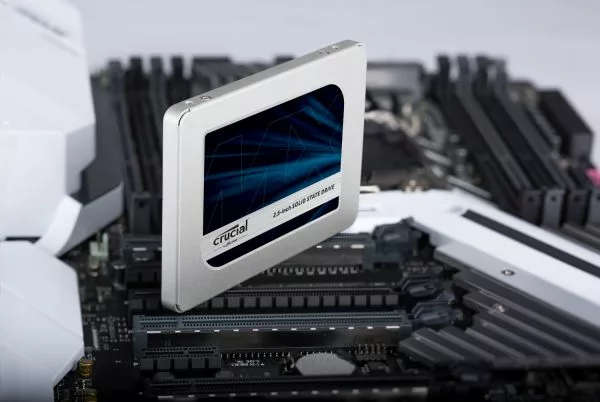Crucial MX500 2.5-inch 250GB Serial ATA III Internal SSD