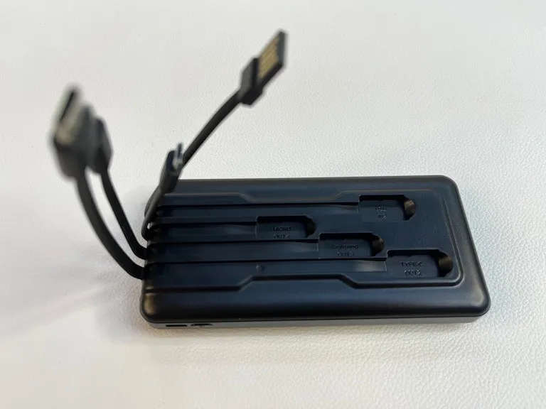 10000mAh Power Bank Istar with Built-in Cables Istar