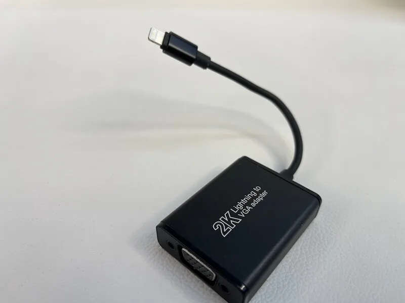 2K Lighting To Vga Adapter/Ot7-755106