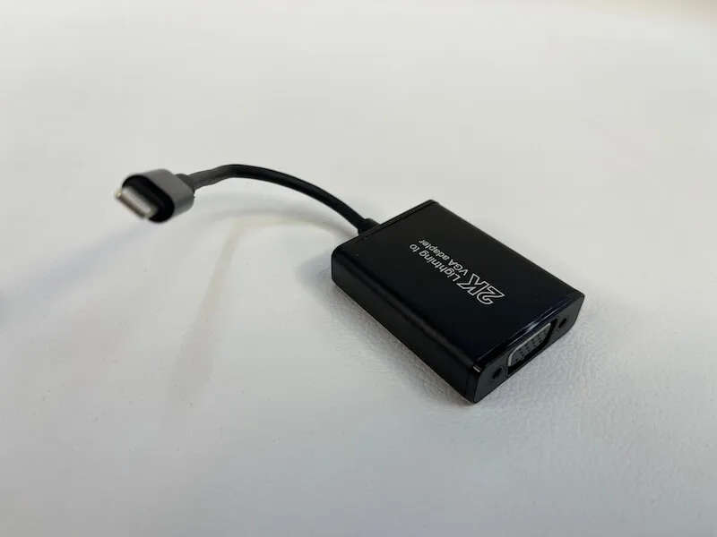 2K Lighting To Vga Adapter/Ot7-755106