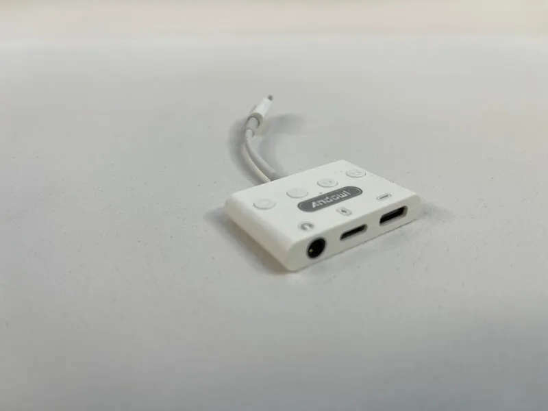 Andowl Three-In-One Smart Adapter/Q-A190