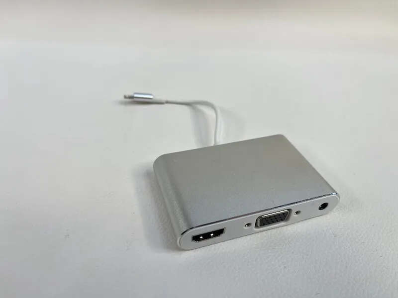 Lightning Digital Av Adapter To Hdmi+Vga Dongle