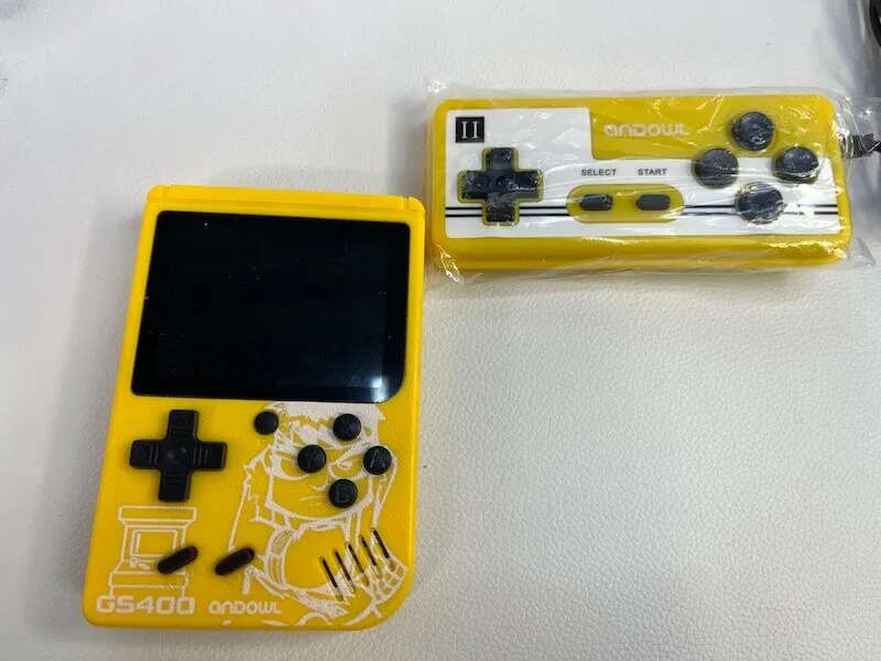 Portable Console Games With Built-In 400 Games