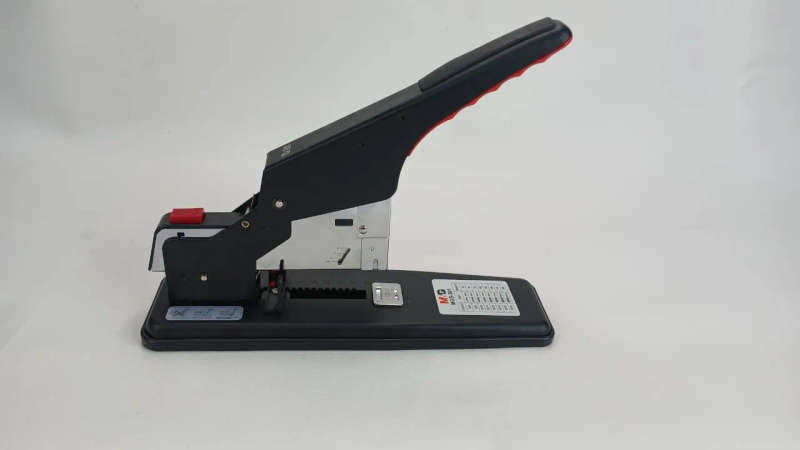 Heavy Duty Stapler