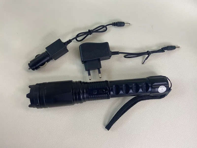 Multifunctional Dimming Light Flashlight