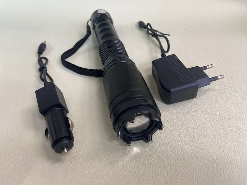 Multifunctional Dimming Light Flashlight
