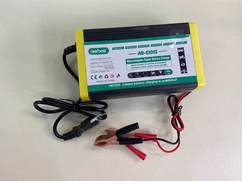 Aerbes Battery Charger