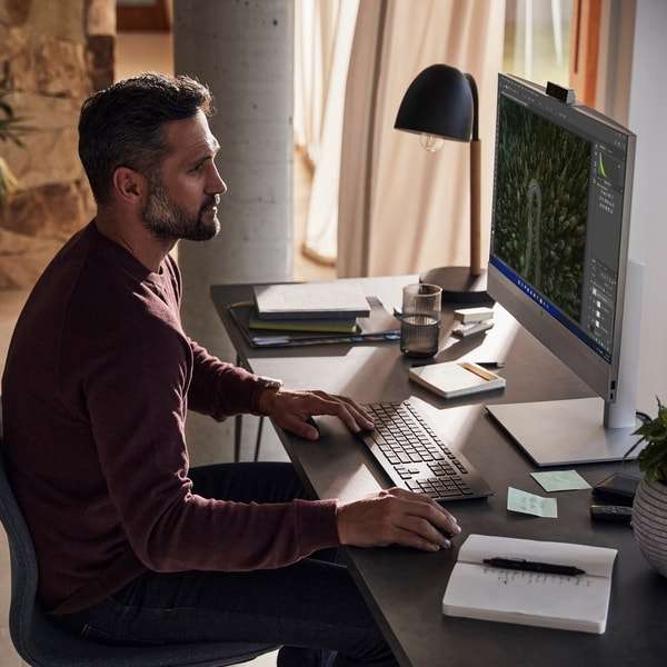 HP EliteOne 870 27 inch G9 All-in-One Desktop PC - Lifestyle