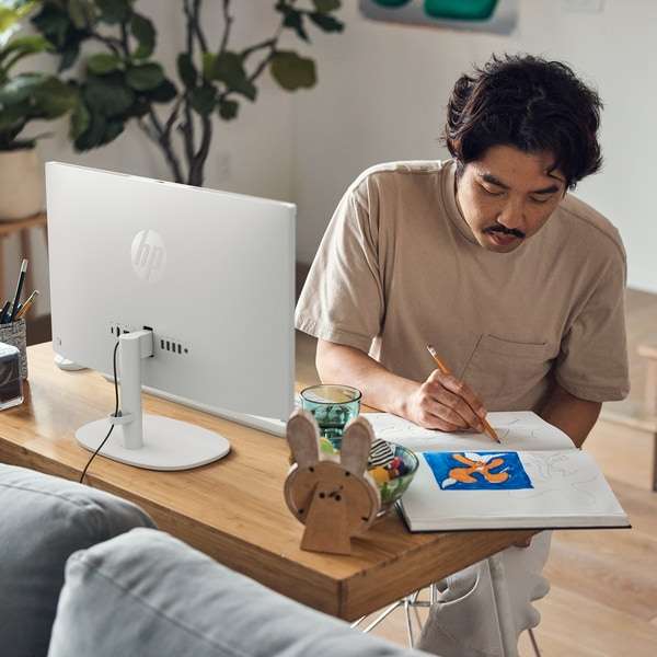 HP 21.45 inch AIO Desktop PC - Product in Use