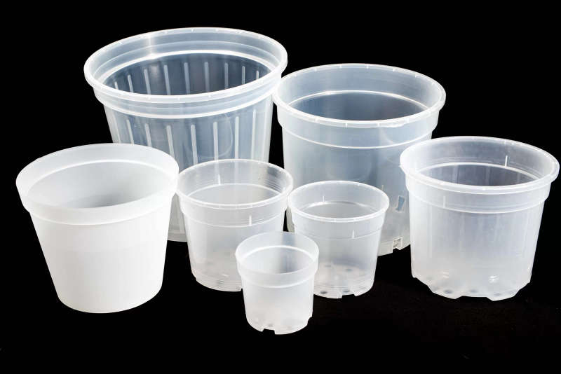 Clear plastic pots XL